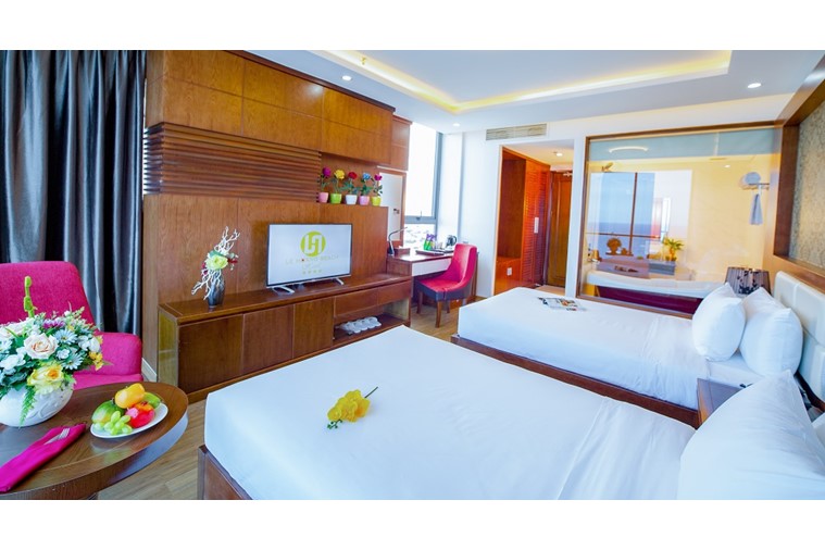 Khách Sạn Lê Hoàng Beach Đà Nẵng